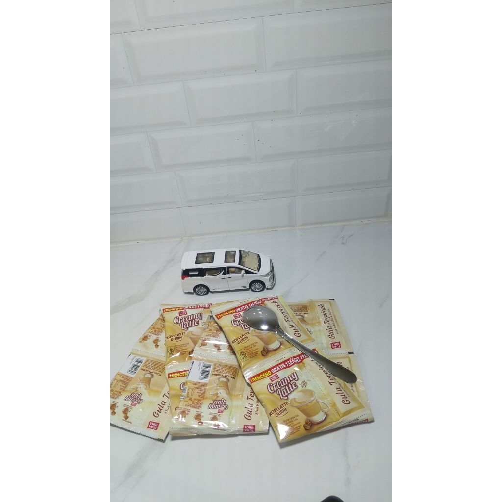 kopi Torabika creamy latte geratis sendok