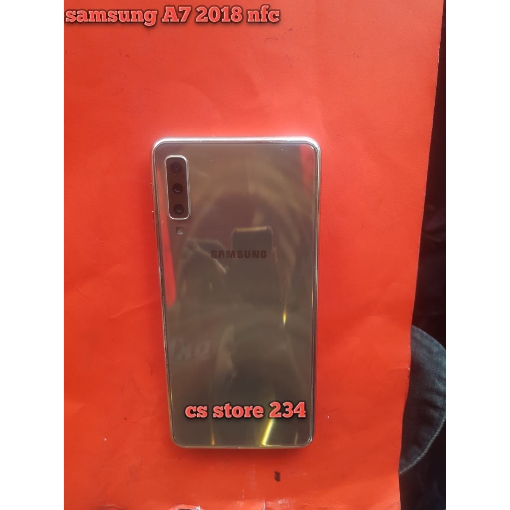 samsung A7 2018 nfc 4/64 gb