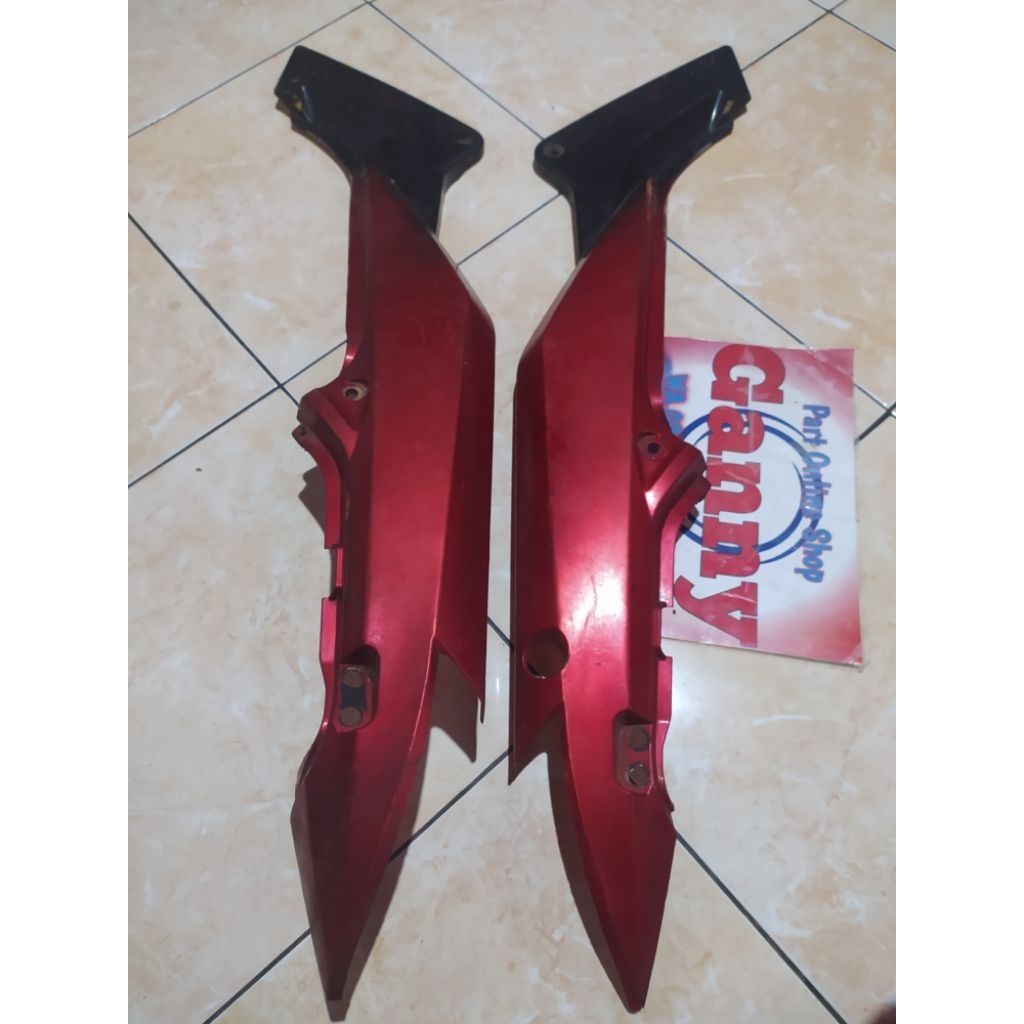 BODY BELAKANG MINERVA 150 SUBTITUSI CBR old ORIGINAL BEKAS