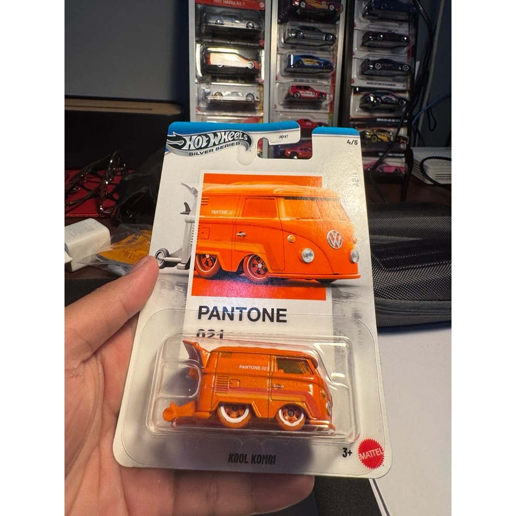Hotwheels Silver Series Pantone Vw Kool Kombi