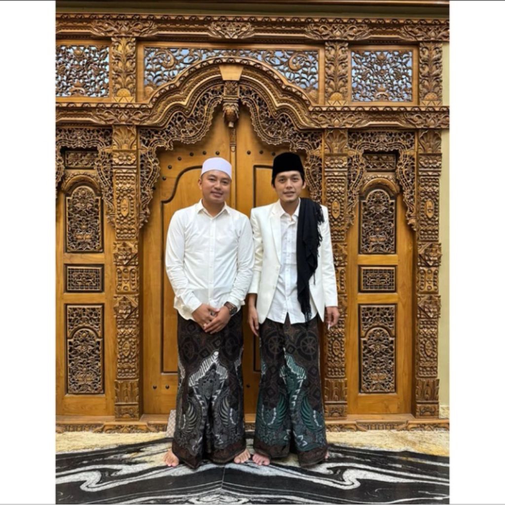 Sarung batik semi Gus iqdam series ORI/sarung santri