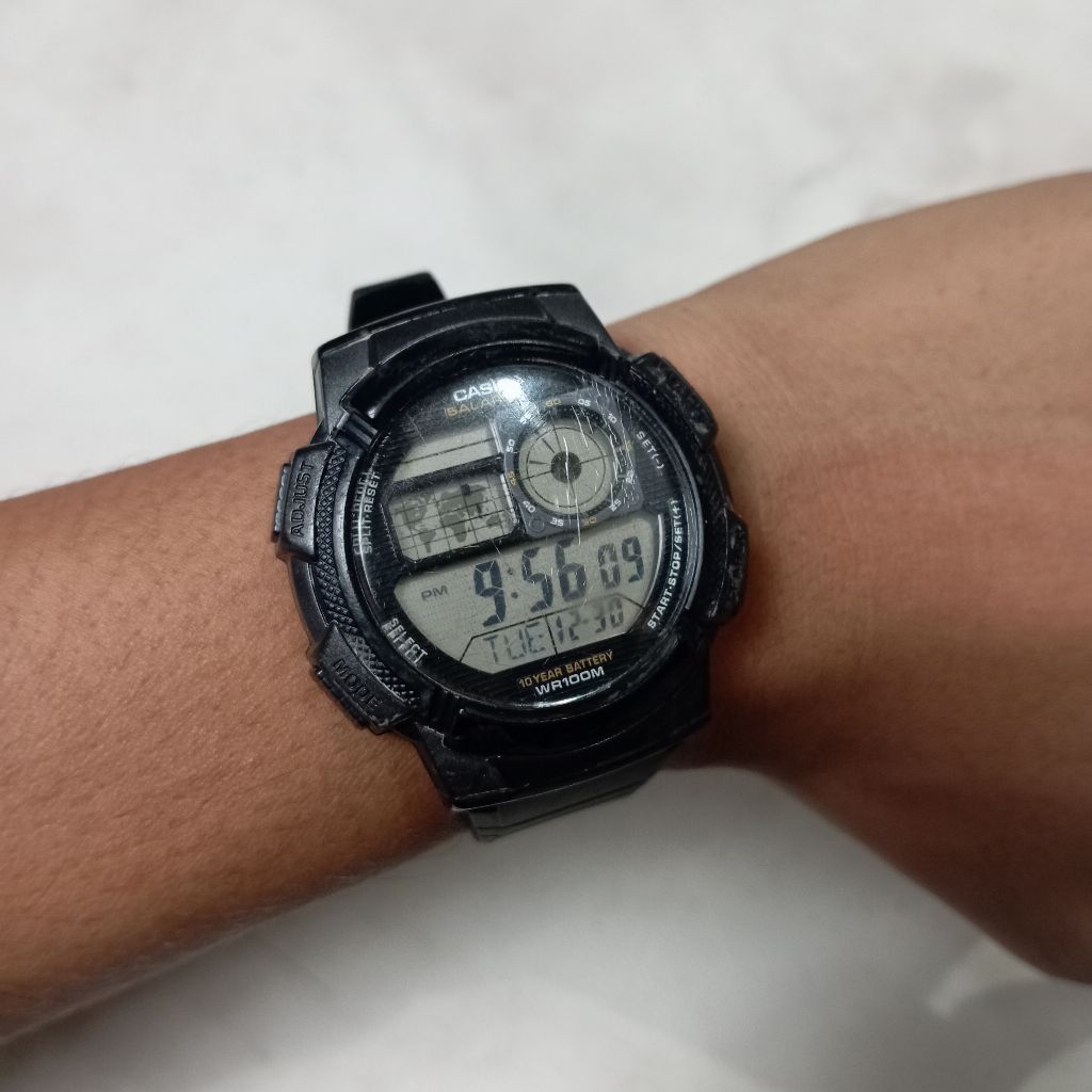 Jam Tangan Casio AE-1000W Pria Wanita Second Bekas