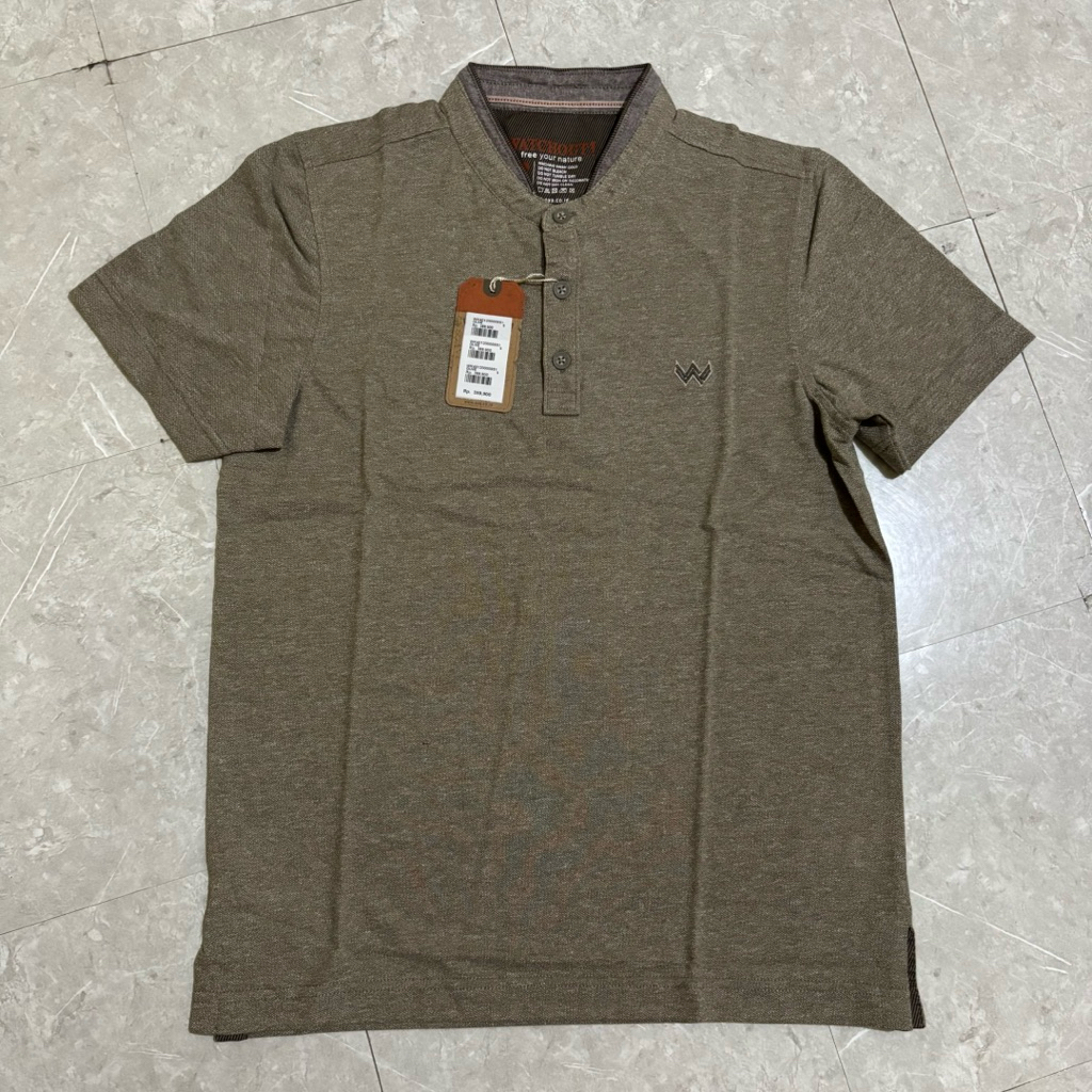 kaos kerah Shanghai Watchout pria original WK401200009