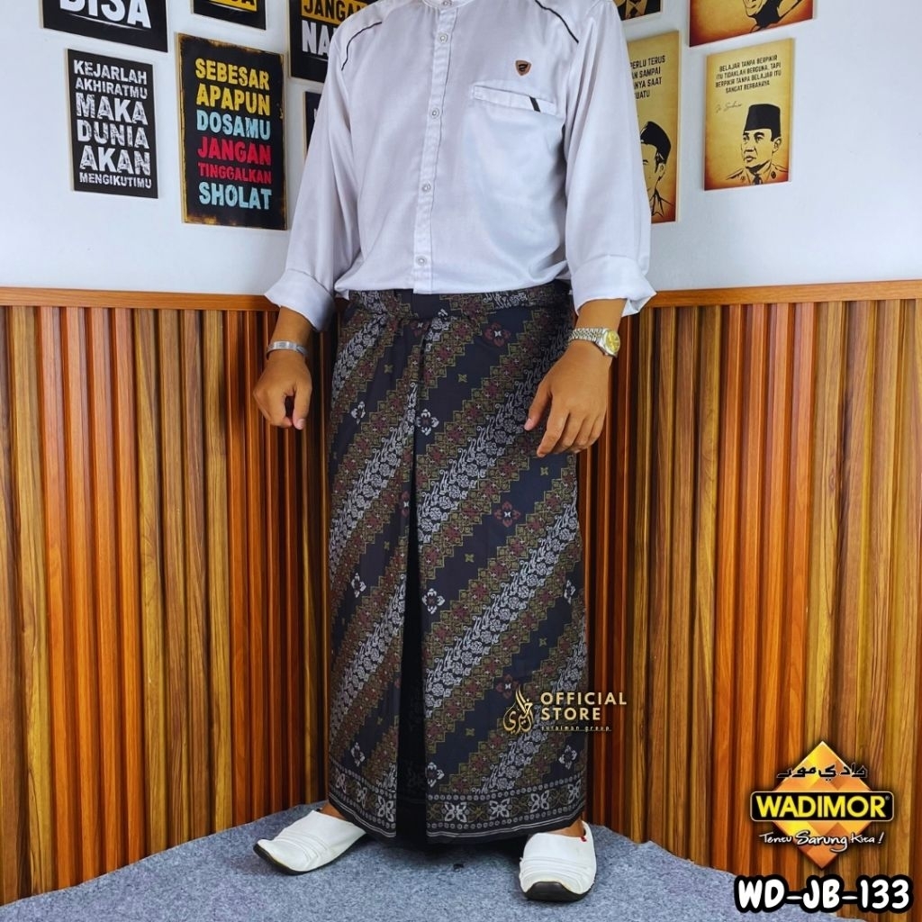 Sarung Tenun Batik | Sarung Pria Wadimor Kain Rayon Asli Premium|