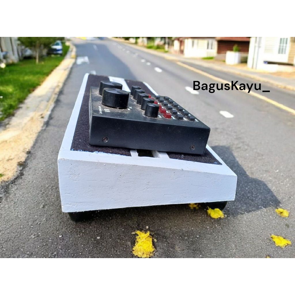 pedalboard - pedal board kayu- pedalboard variasi miring - pedal train - pedalboard efek gitar - ped