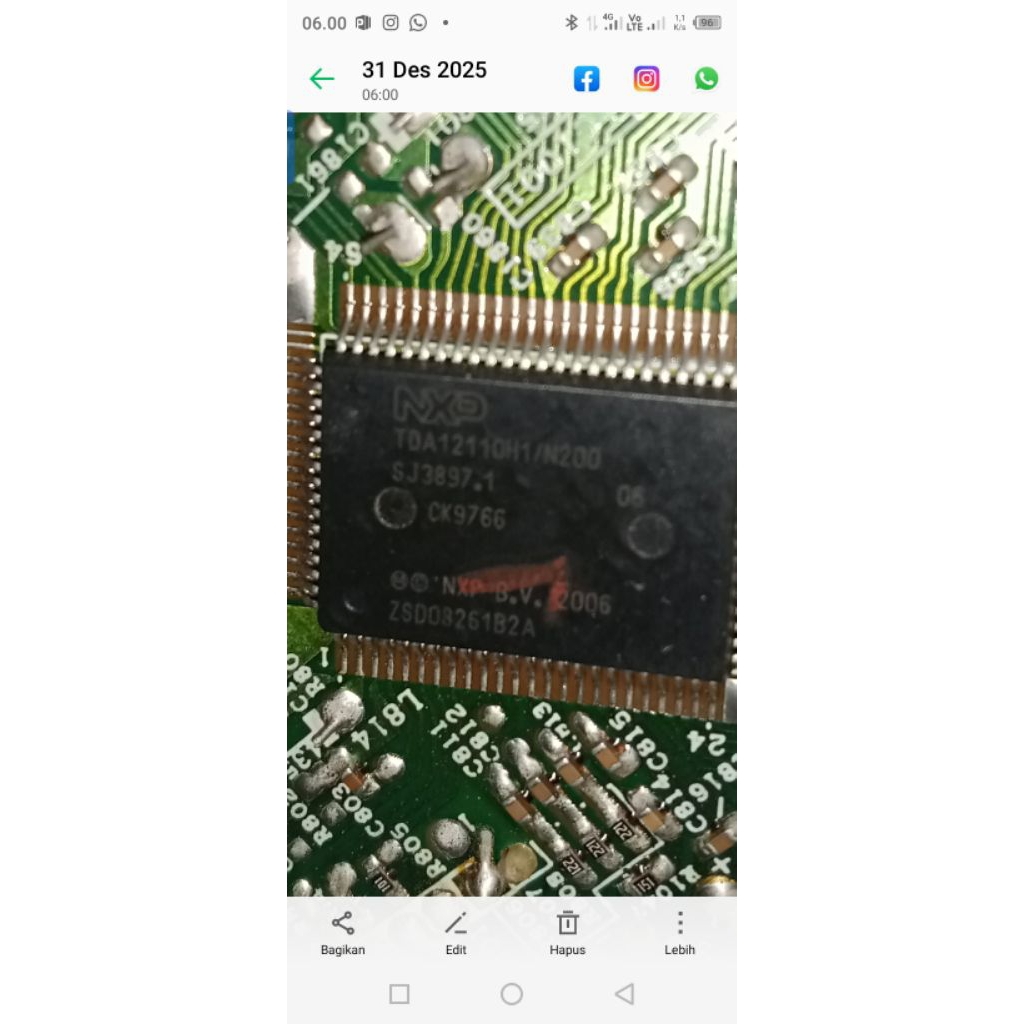 ic tv Sharp slim TDA masih nempel pcb