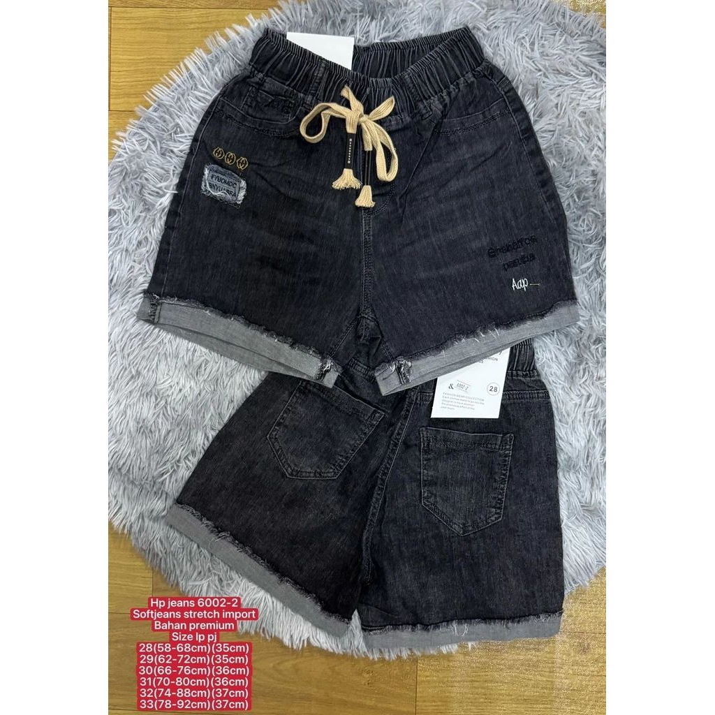 6002 celana pendek