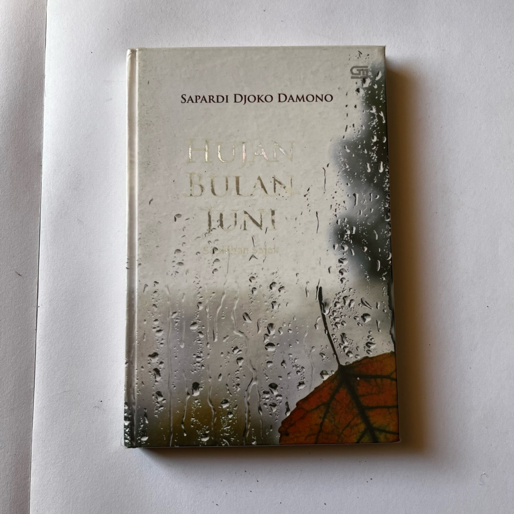 BUKU PUISI HUJAN BULAN JUNI SAPARDI DJOKO DAMONO - KUMPULAN SAJAK