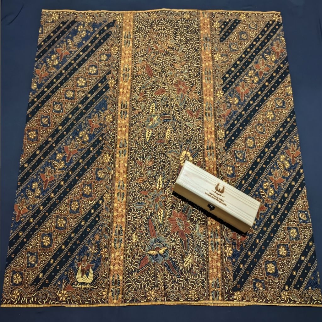 Lar Gurda : Seri Wali Sarung Edition Full Tulis | Sarung Batik Tulis Lar Gurda