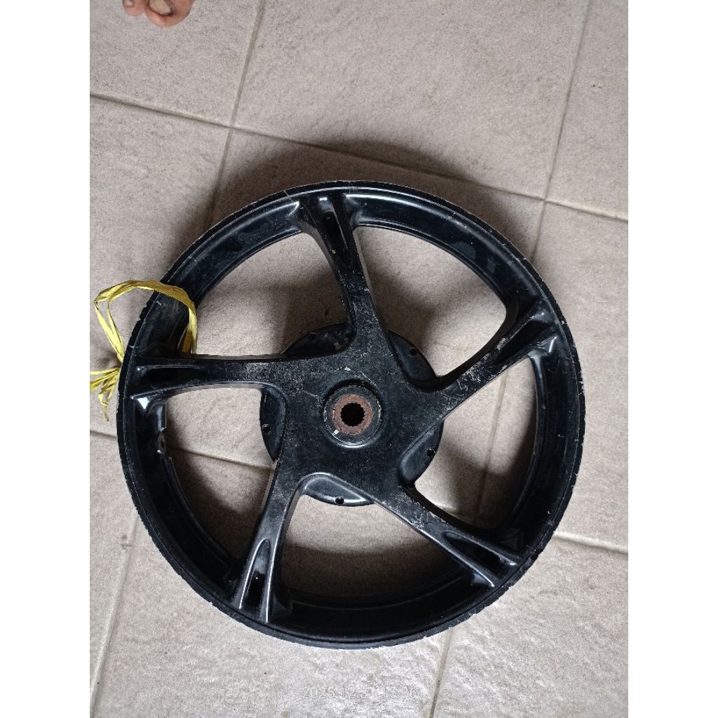 Velg Belakang Yamaha MIO Sporty 5TL ORI COPOTAN SECOND BEKAS