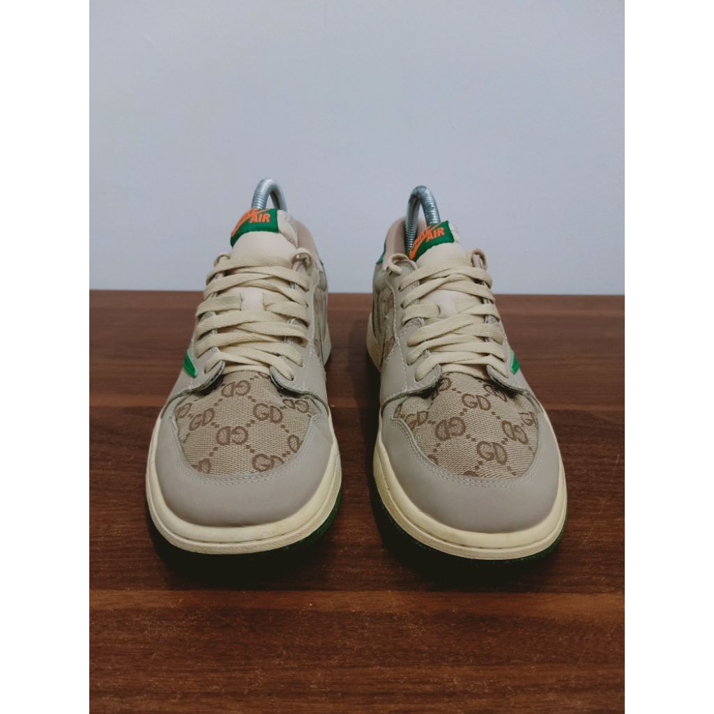 sepatu Jordan 1 Travis Ukuran 42