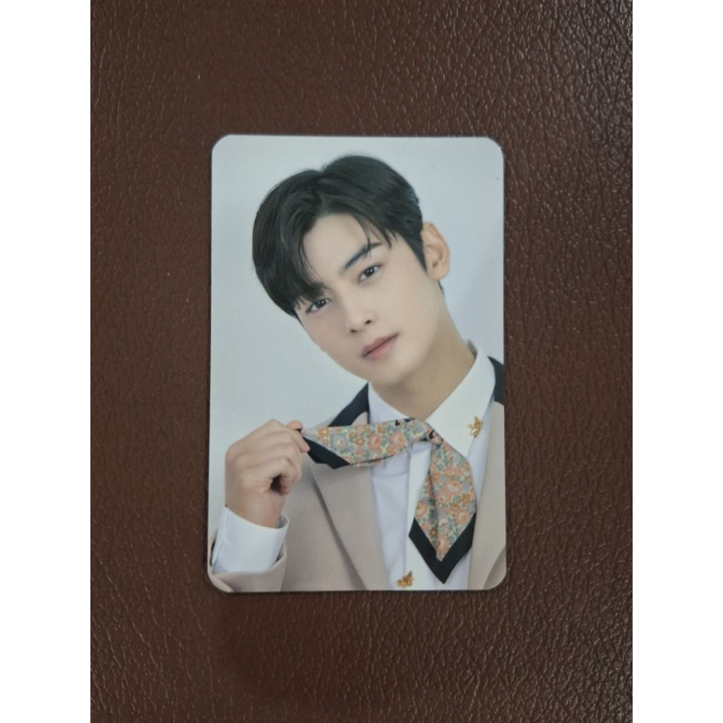 Cha Eunwoo Official Photocard