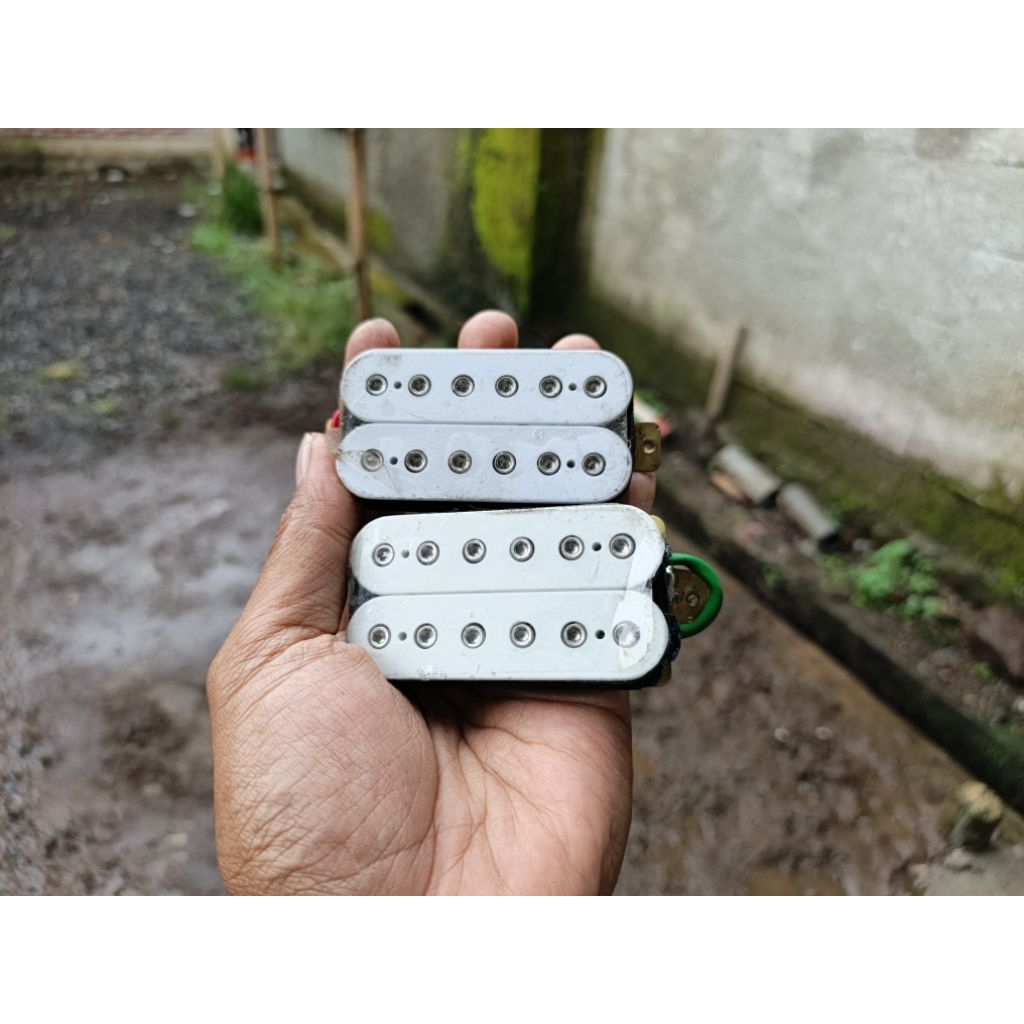 Pickup Gitar Ibanez Quantum White Cover