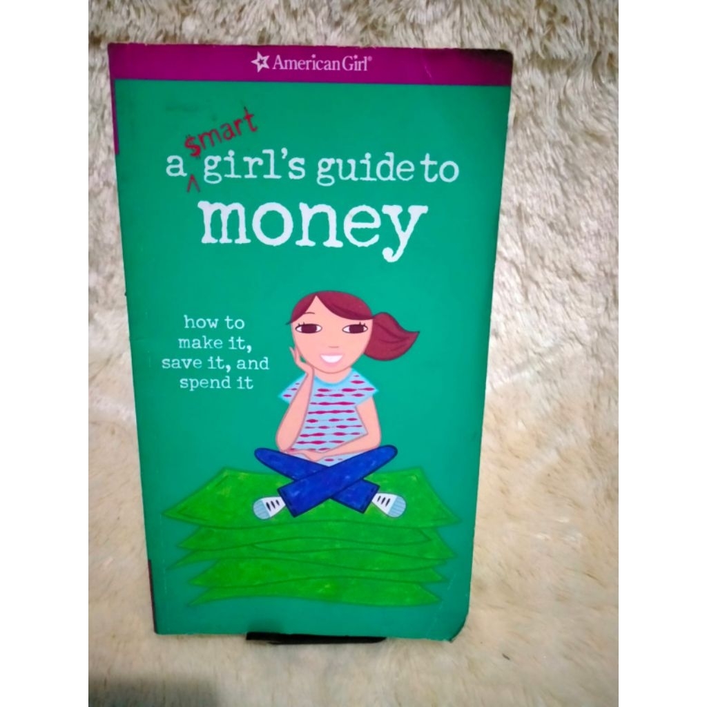 Preloved buku A Smart Girl's Guide to Money Import Bahasa Inggris