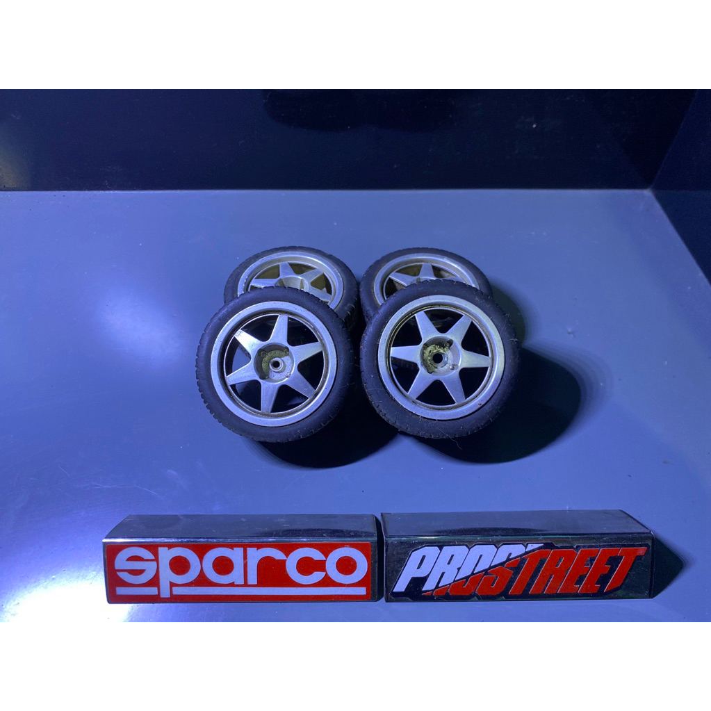 Roda/ban bekas/second copotan rc 1:10 2WD
