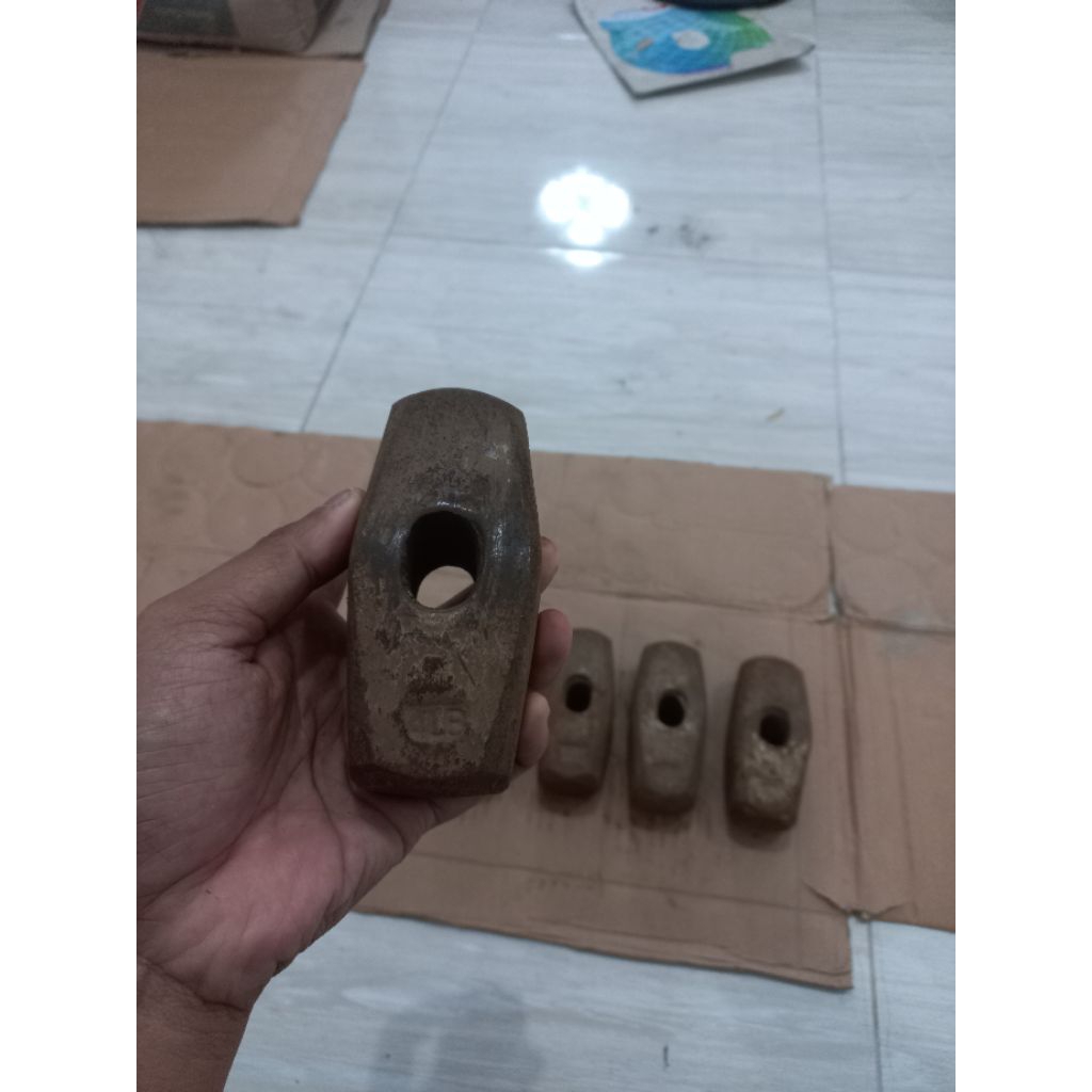 Palu Bodem tua 4 LBS NOS Baru Stok Lama