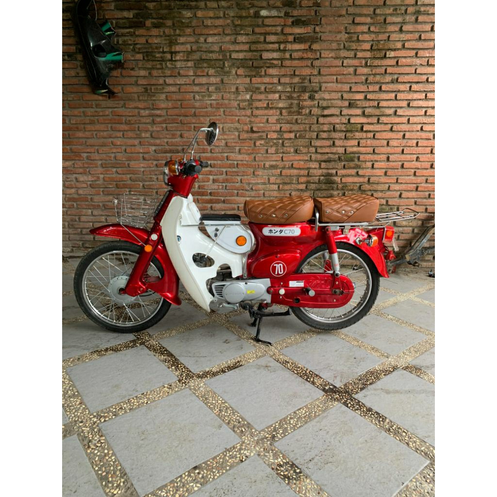 Honda c70 tahun 1981 upgrade 4speed   nonstater elektrik