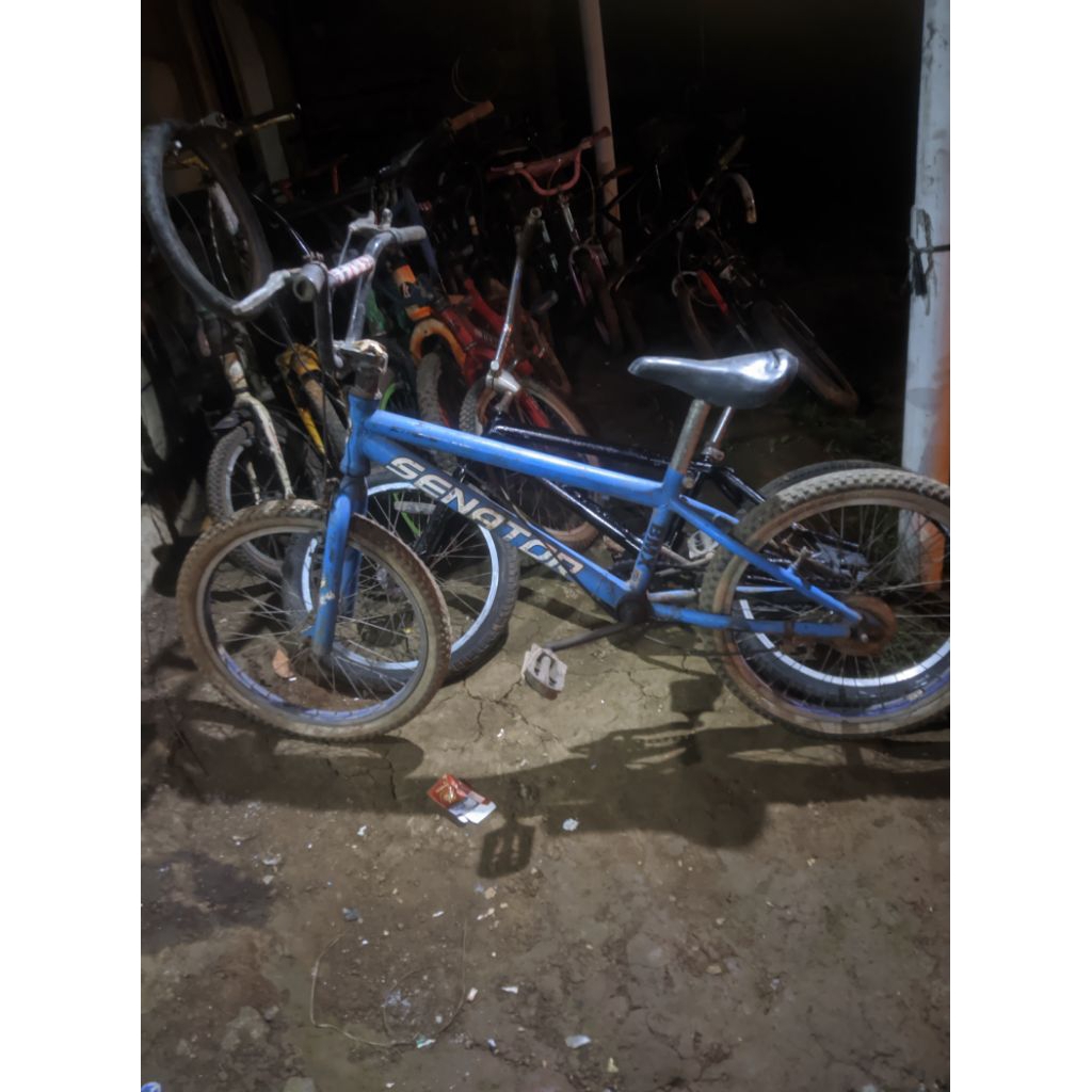 Sepeda BMX senator ukuran 20 frame ringan