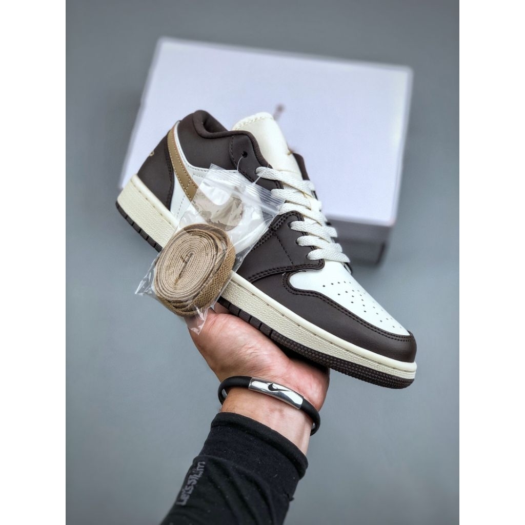 Aj1 Dark Mocha