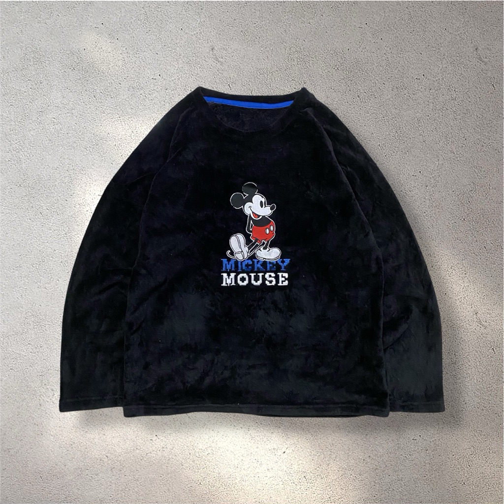 JF 82 - UNIQLO GU x DISNEY CN Sweater Sherpa Fleece Big Logo Jaket Outdoor Japan - Size XL