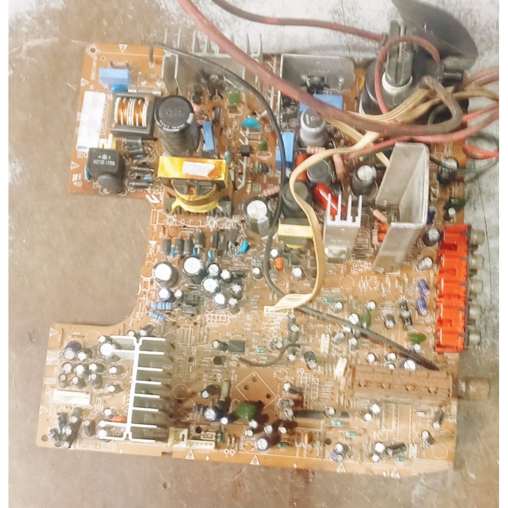 mesin tv polytron 21 inc uslim EW XBR subwofer normal siap pake