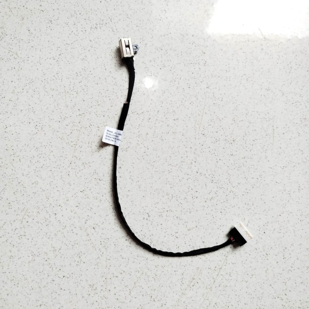Kabel Fleksibel power Jack DC Laptop DELL Inspiron 7460 7472 7560 7572 BKA40 DC30100YE00