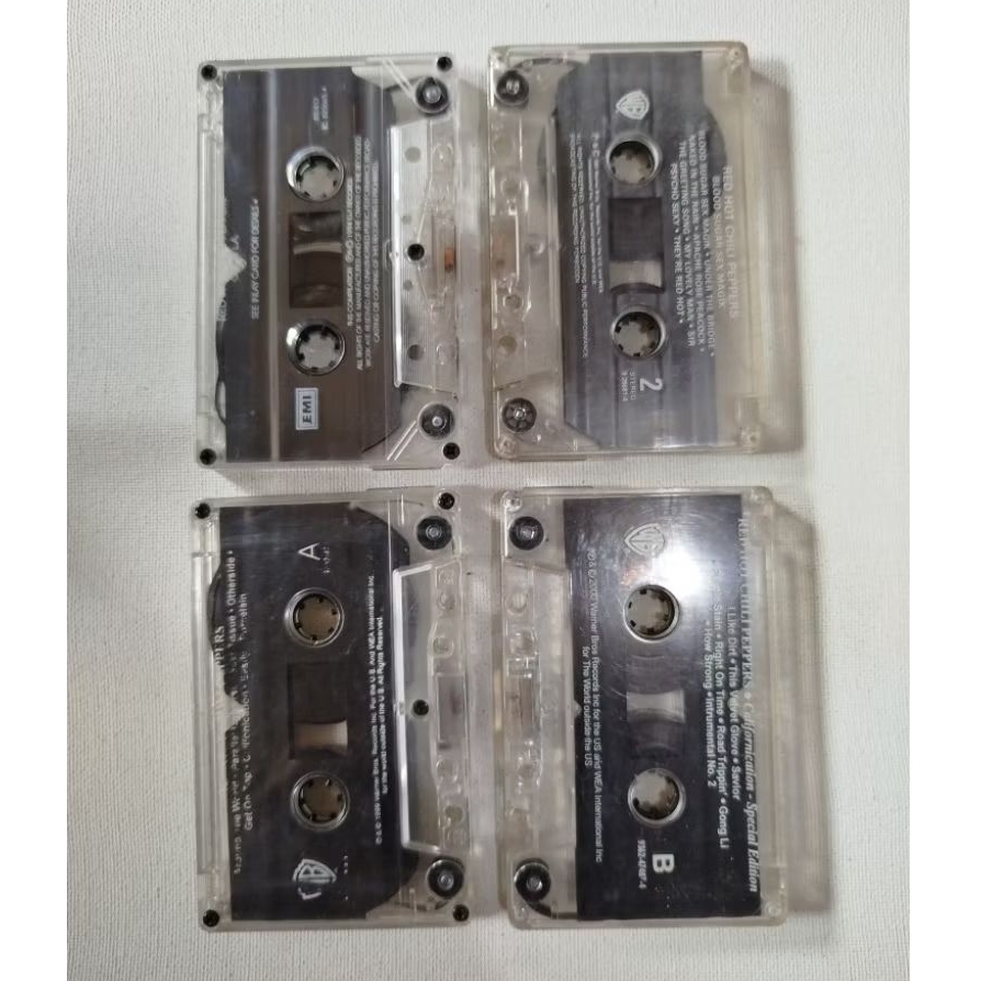 KASET PITA RED HOT CHILI PEPPERS 4 KASET TANPA COVER (ALBUM OUT IN LA CALIFORNICATION BLOOD SUGAR AR
