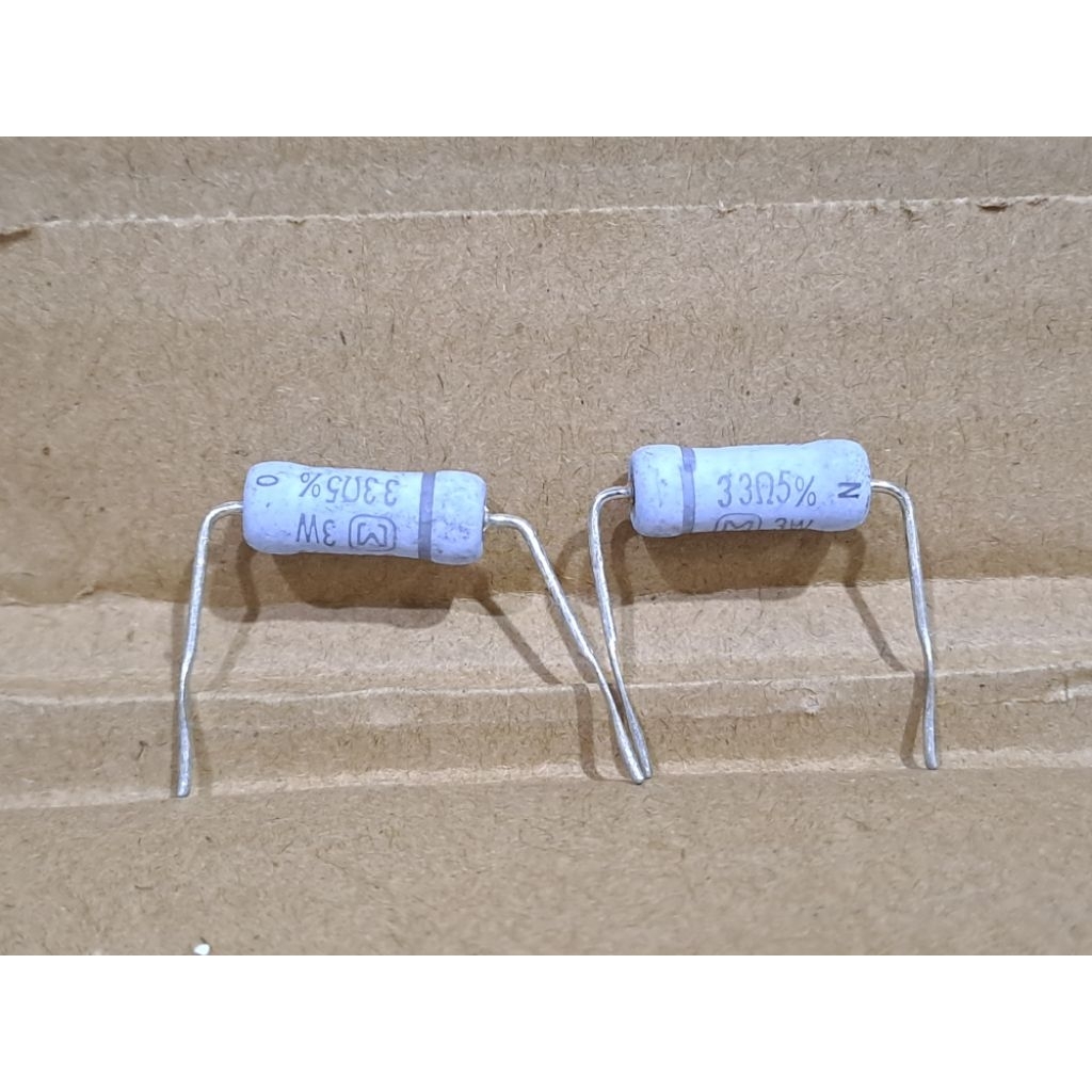 Resistor Panasonic 10R ~ 33R ( 10 Ohm - 33 Ohm ) 3 Watt Original .