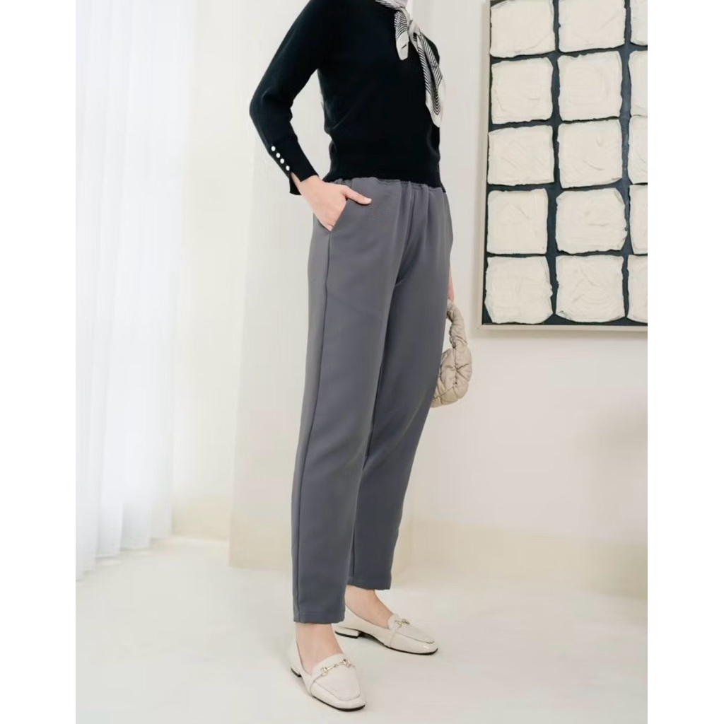 Siap Kirim Daily Cullotes pants Iron Latte L by Lights.clo Lightsclo