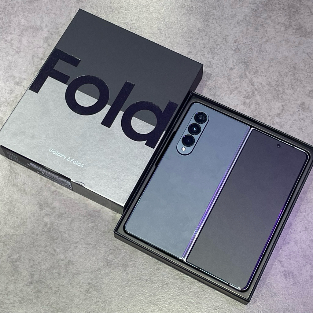 SAMSUNG GALAXY Z FOLD4 12/256GB SECOND