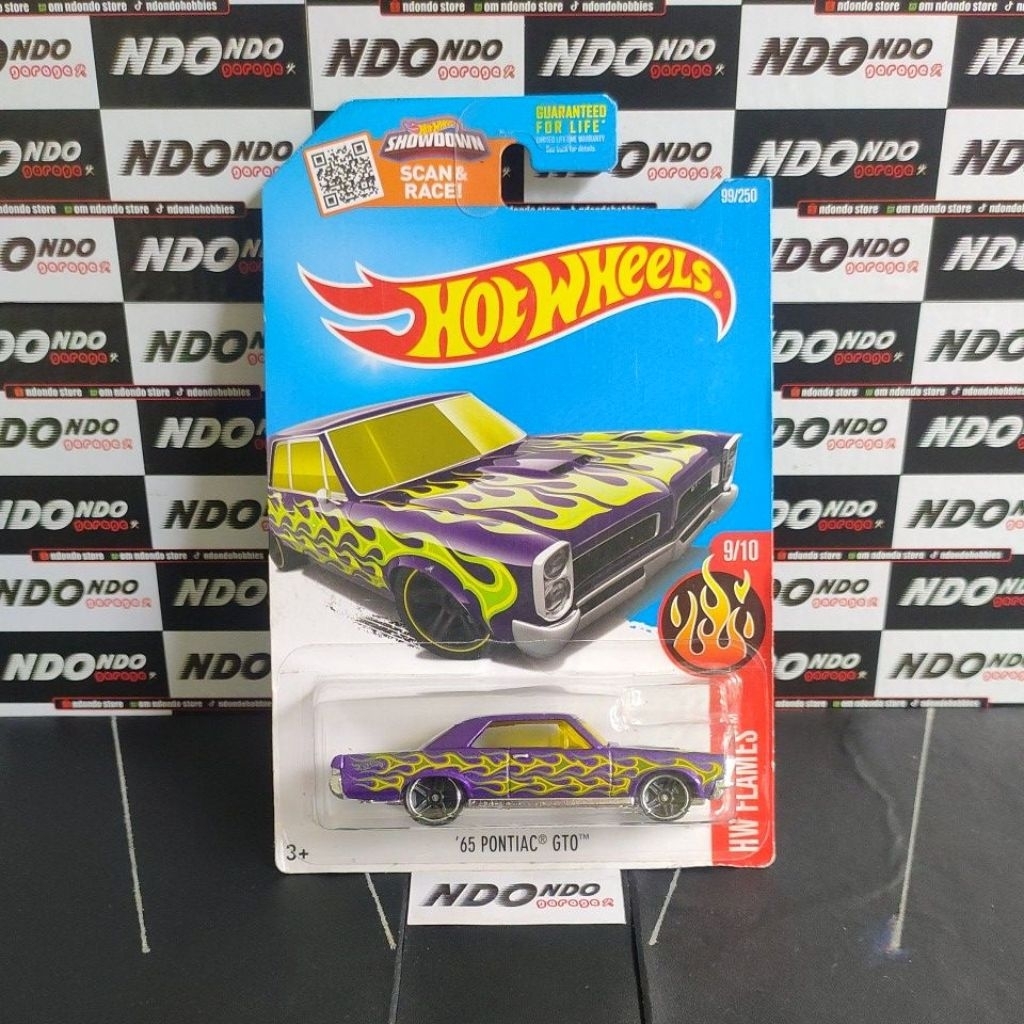 Hot Wheels '65 Pontiac GTO Purple - 2016 HW Flames