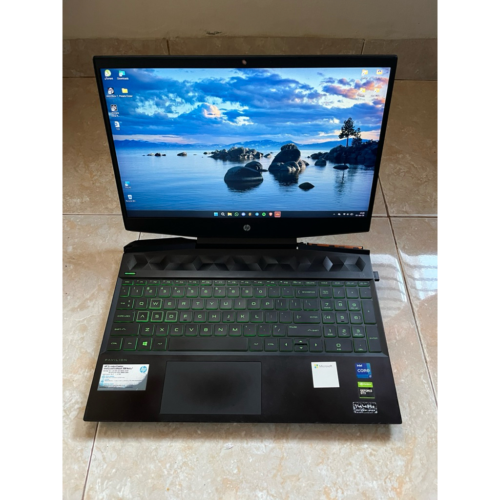 HP Pavilion Gaming 15 - intel i7 Gen 11th GTX 1650