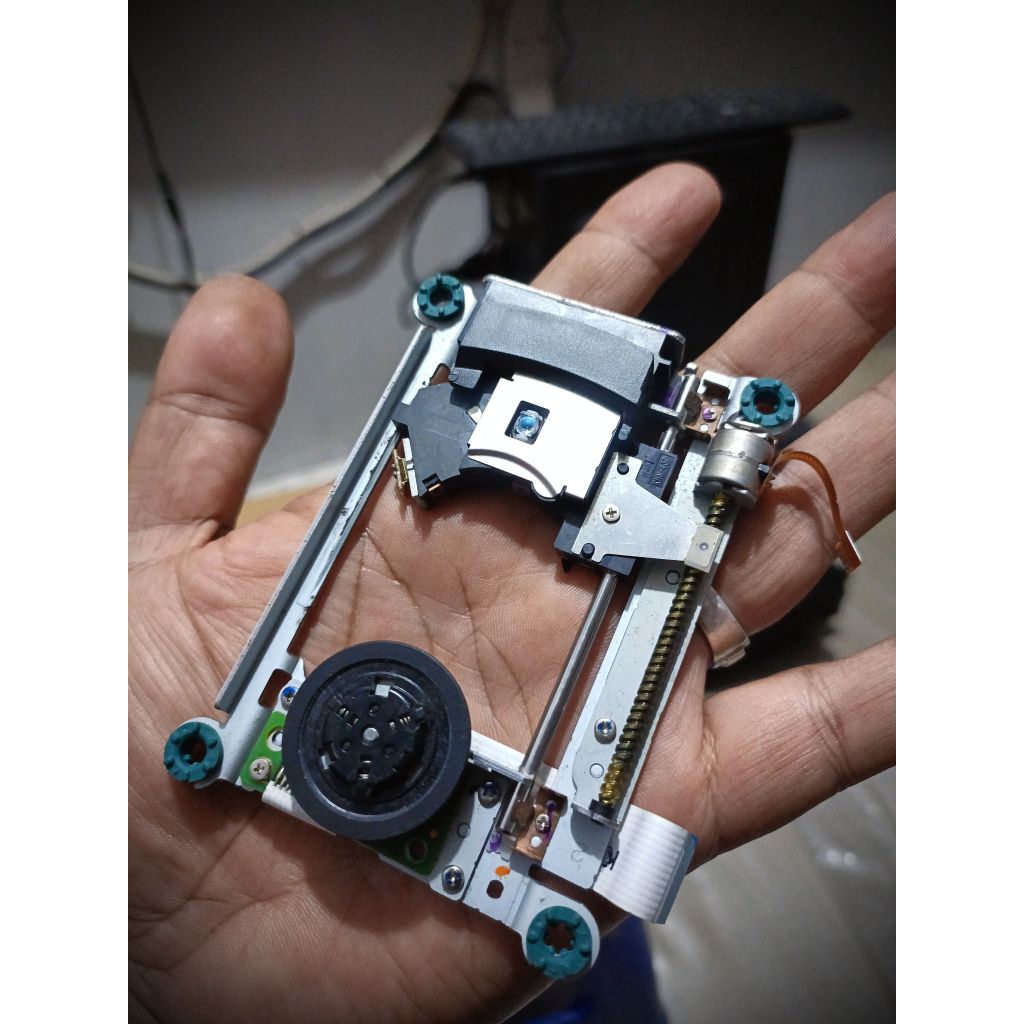 Optik ps2 slim seri 7 ori copotan (bekas)