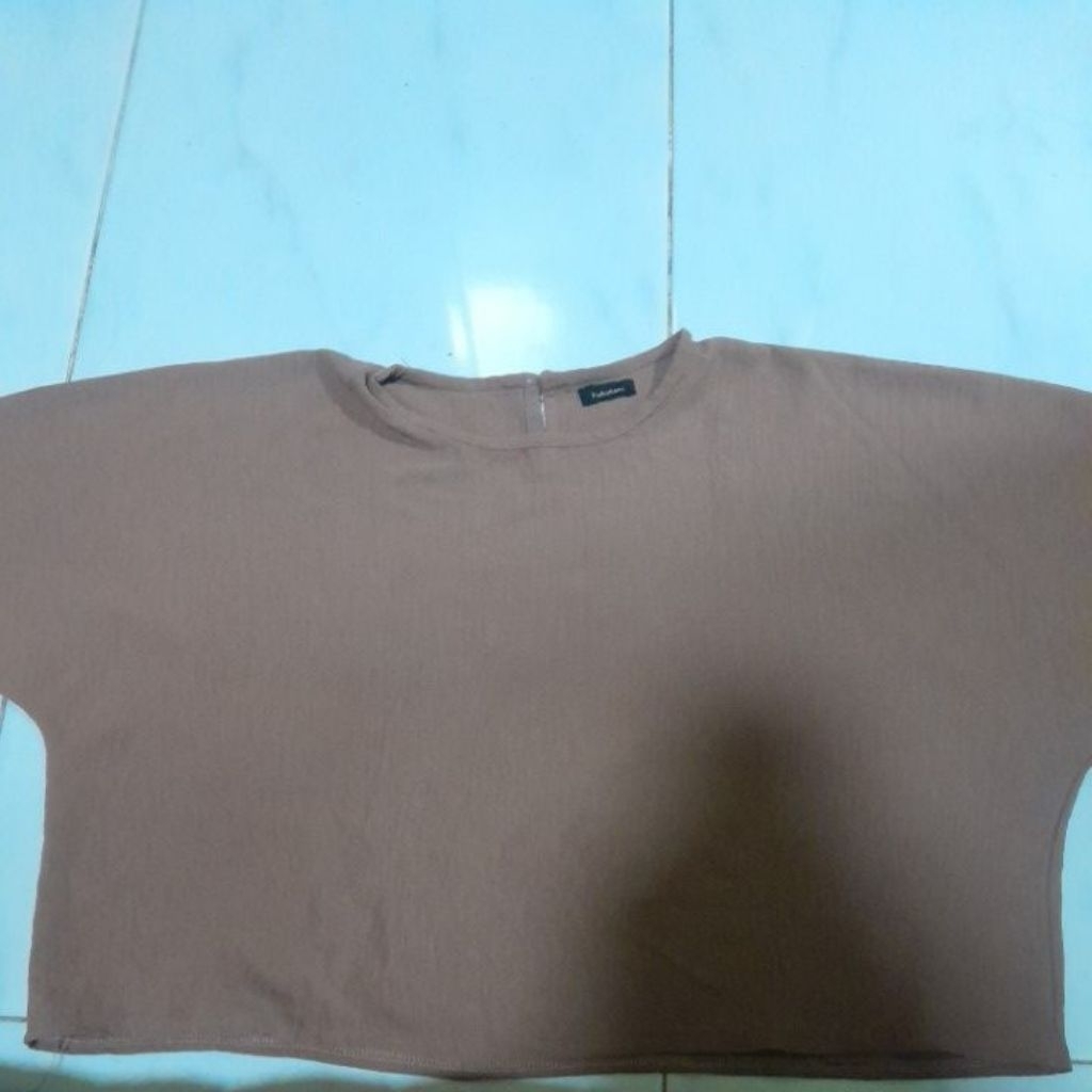 Preloved Baju Fukutani croptop lengan panjang