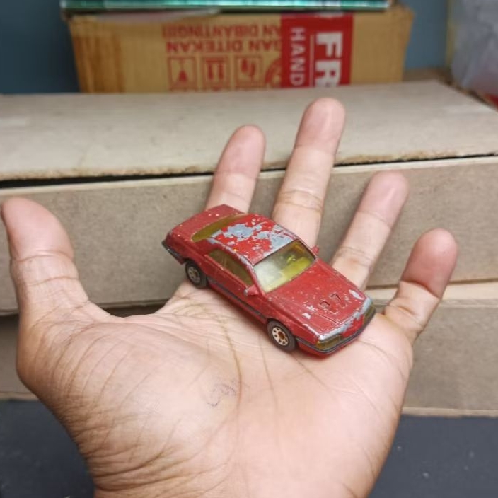 Matchbox Macau 1987 T-Bird Turbo coupe base besi, body besi - loose  Lecet, bahan custom