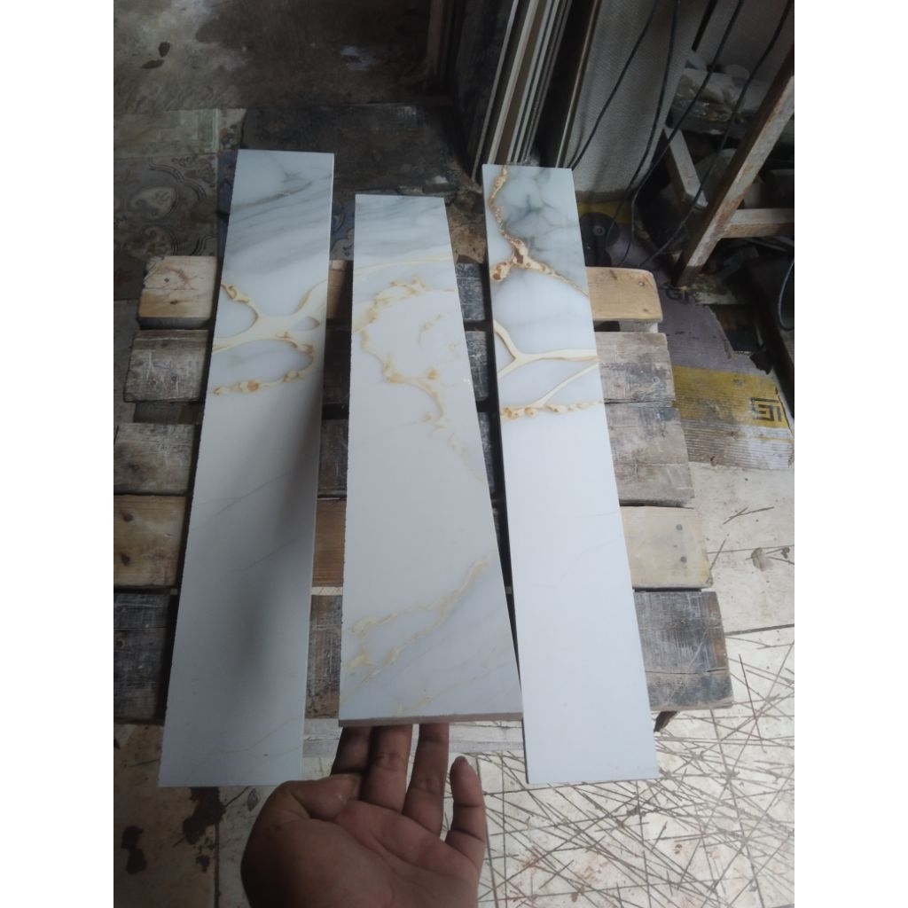 plen/List granit 10x60