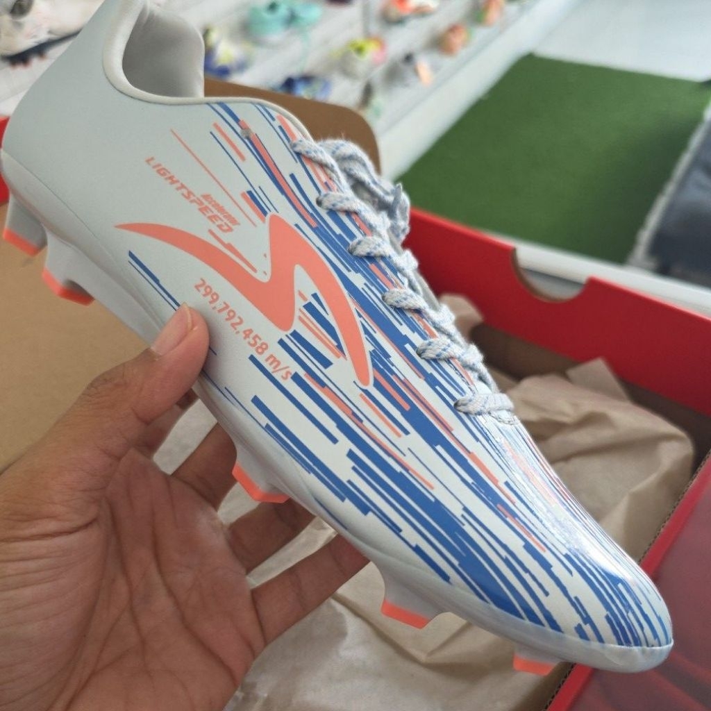 specs lightspeed reborn fg silver