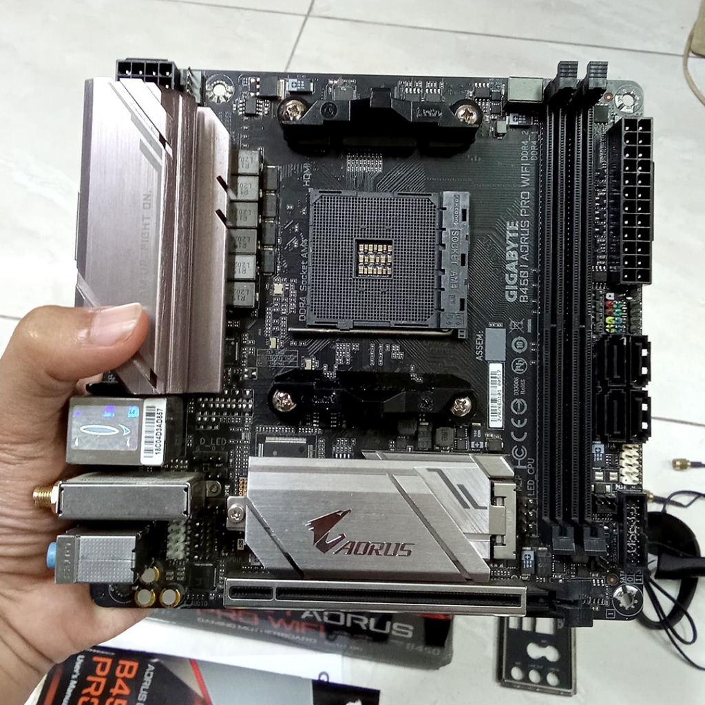 aorus b450-i pro wifi mulus like new