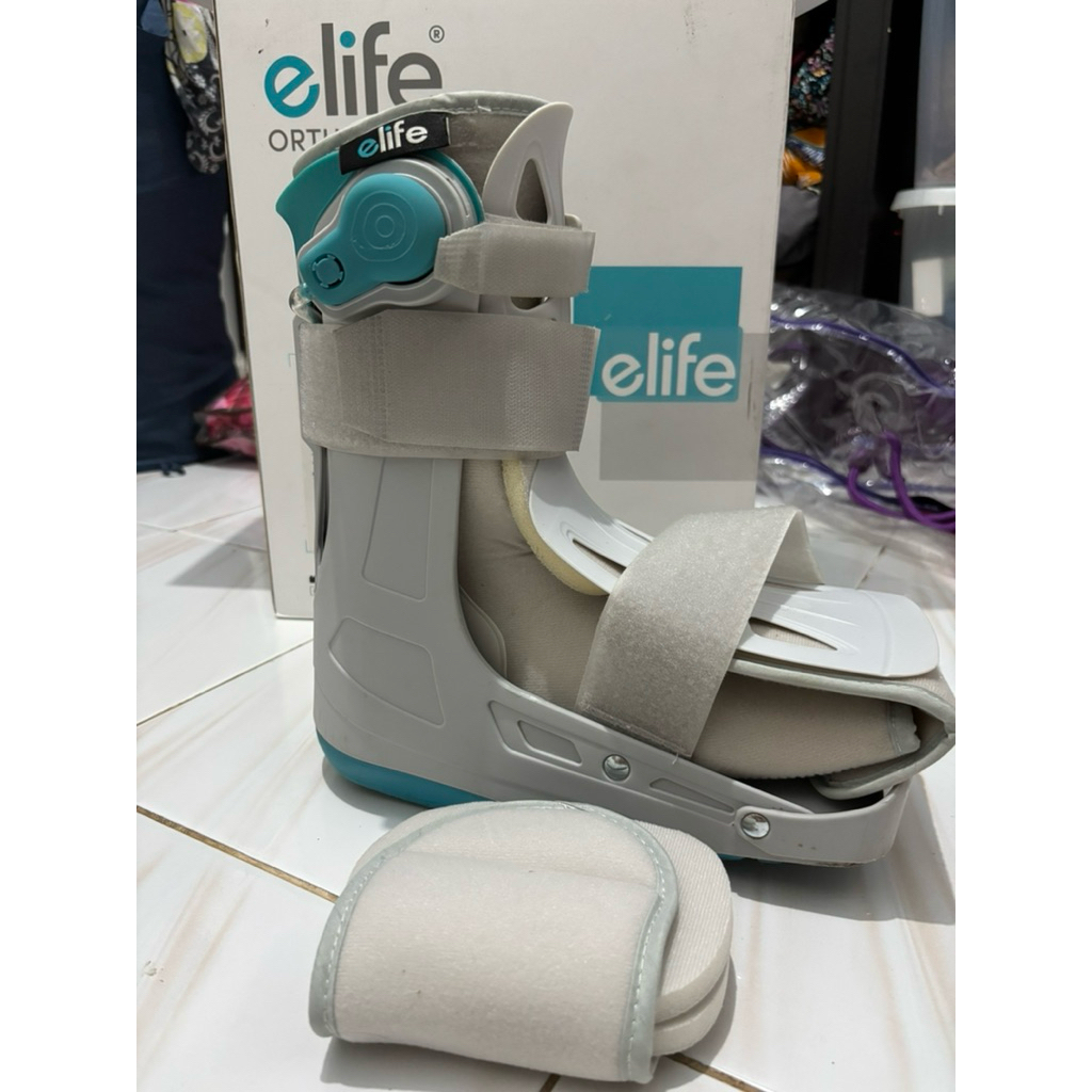 Sepatu Walker Elife Orthopedic untuk Patah Kaki