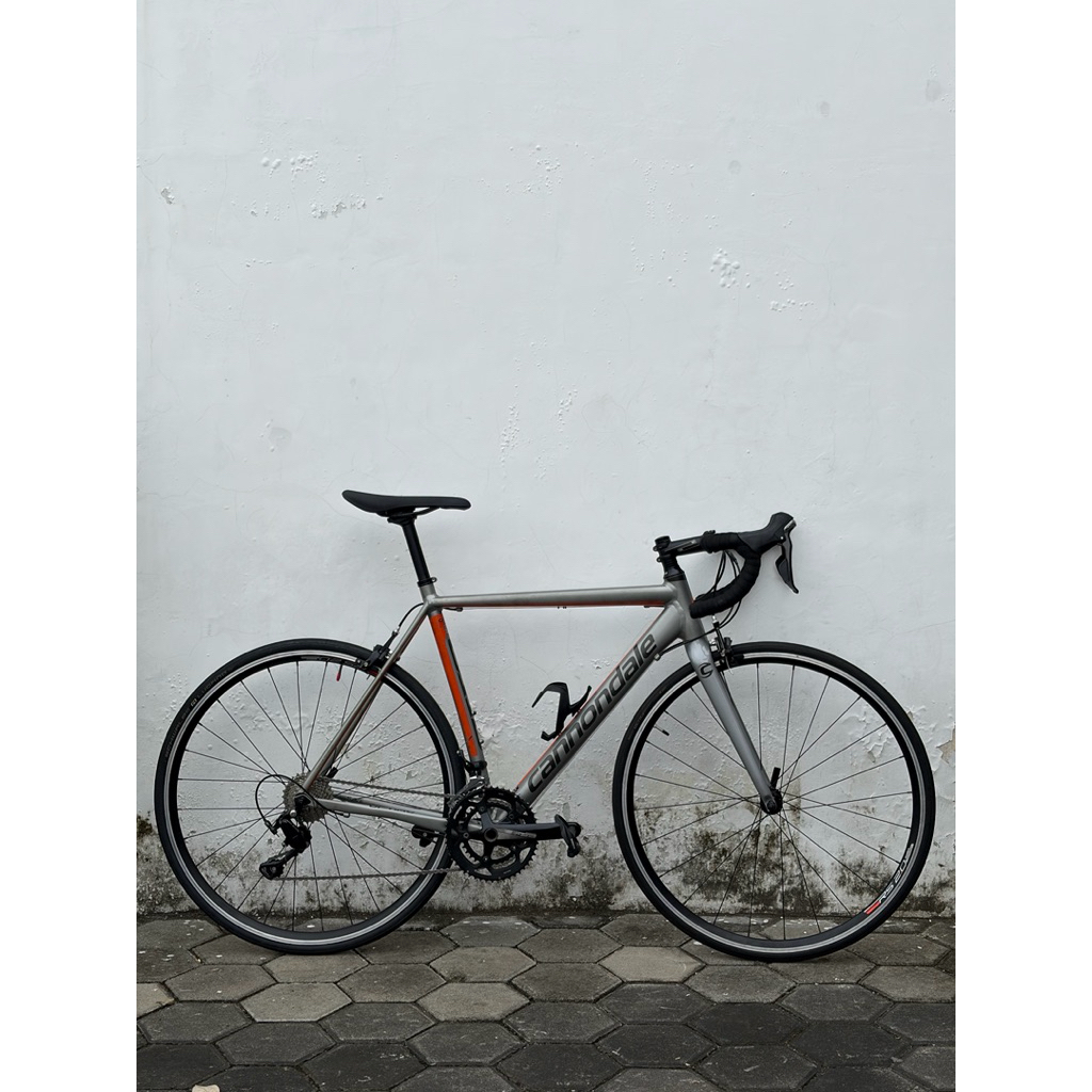sepeda road bike cannondale caad optimo size 54 11 speed 105 not supersix evo