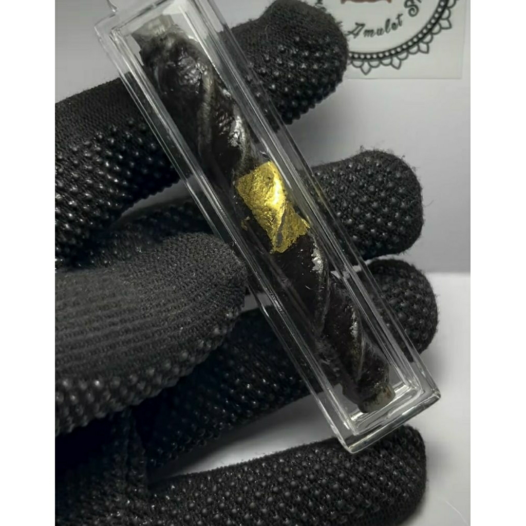 Liontin Takrut Mahaut