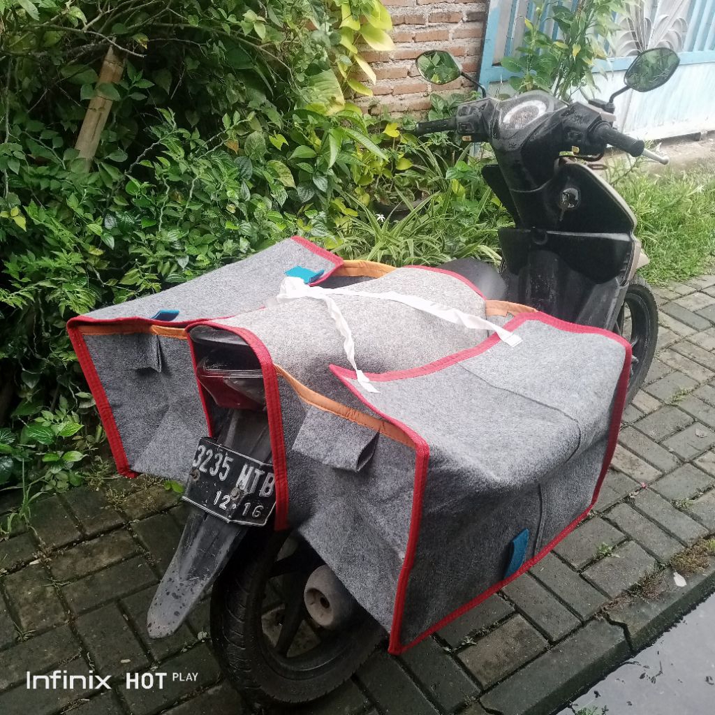 TAS OBROK MOTOR TAS BARANG SRANDUL KURIR BESAR JUMBO SALES POS BAHAN PERMADANI