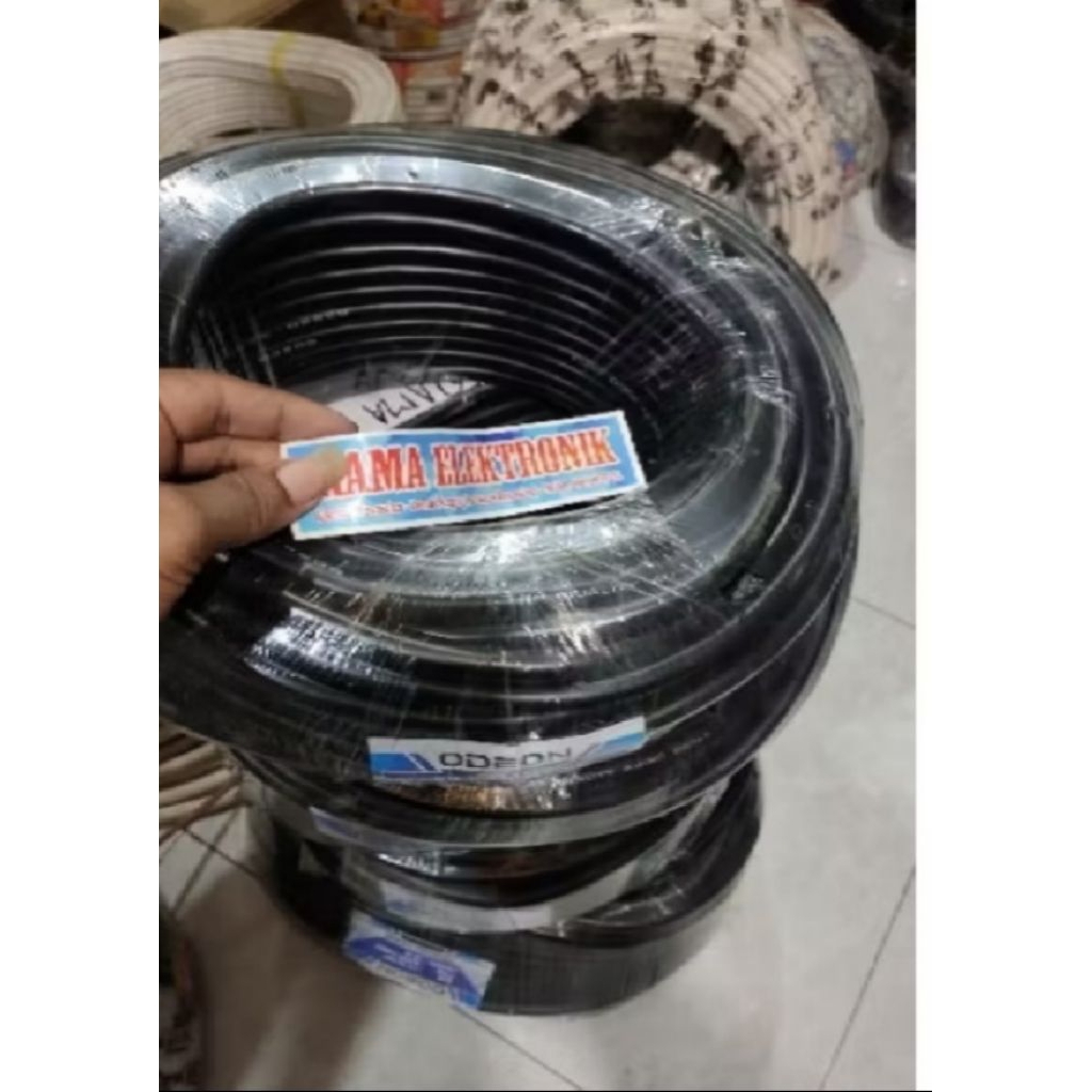 ECERAN KABELSPEAKER ODEON4X1,5PER1METER4X15ODEON4X15ORIGINAL