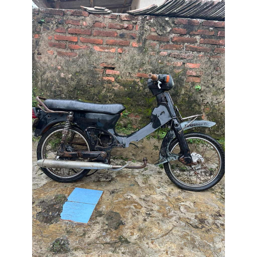 Rangka set/casis supercup C700,C800 tinggal naik mesin kondisi bahan