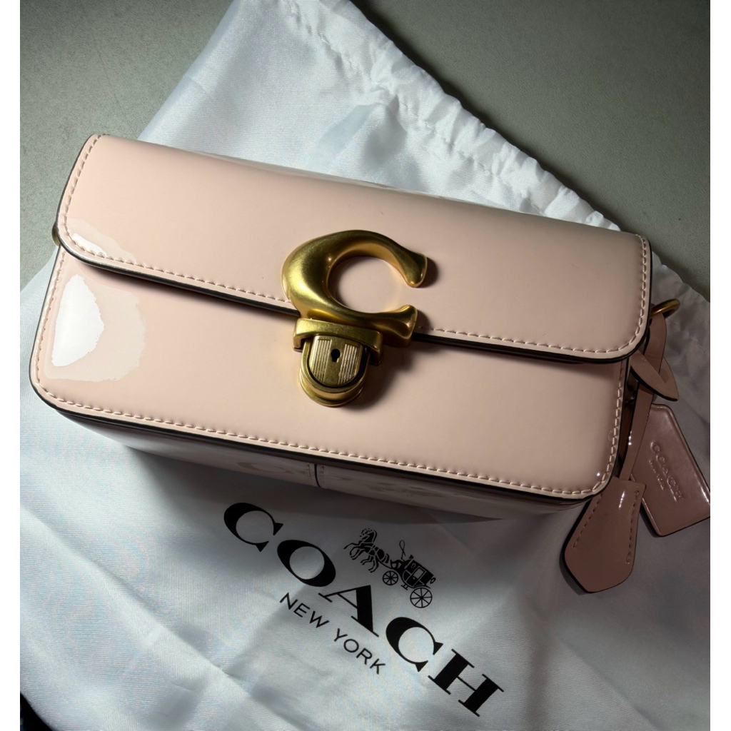 PRELOVED - Coach Baguette Studio 20 Original Soft Pink