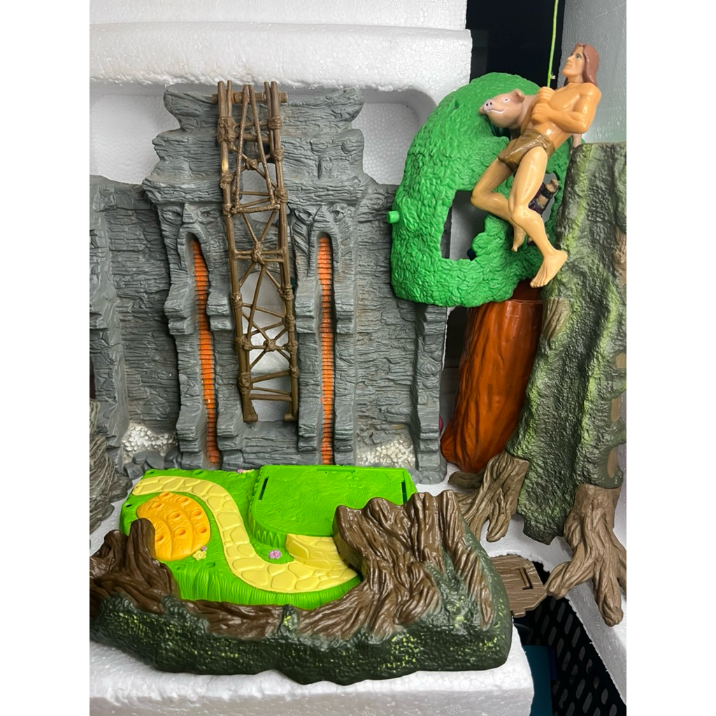 Mainan Diorama Kingkong