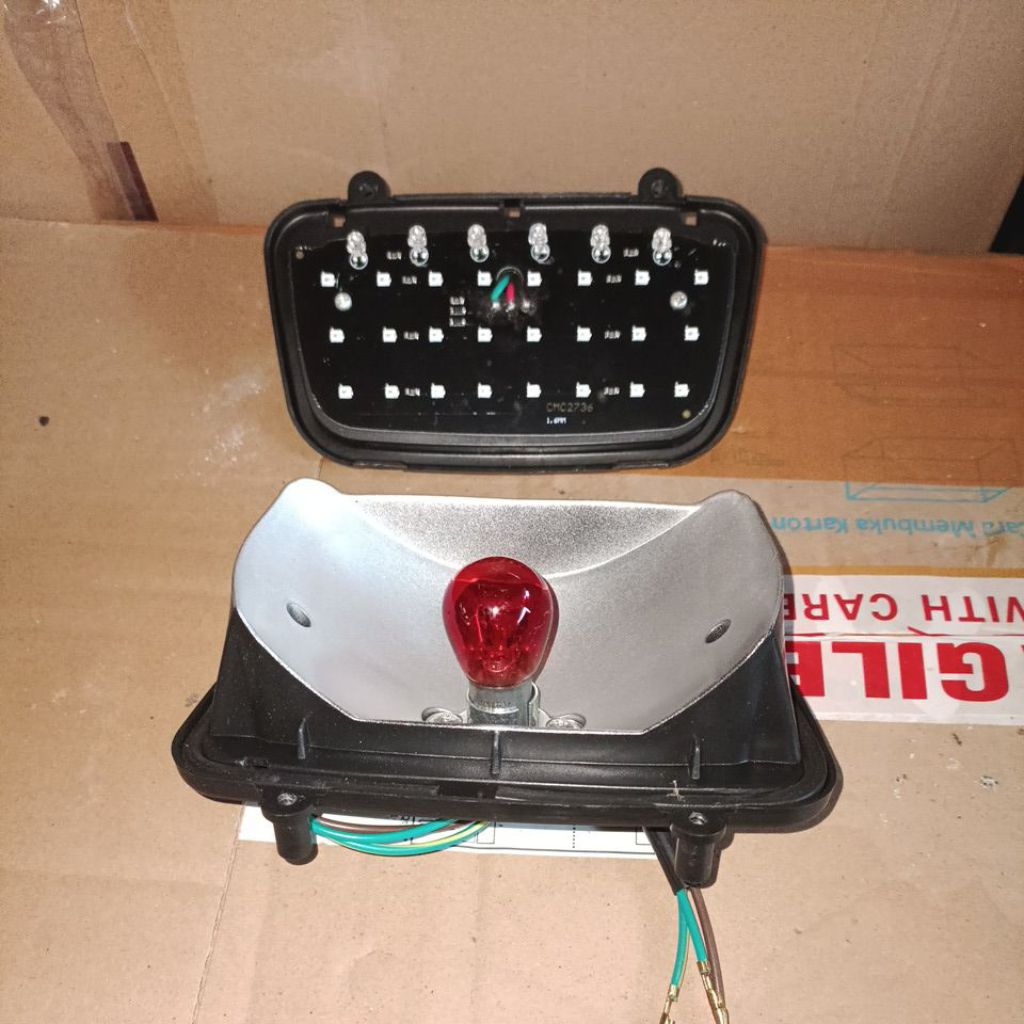 reflektok bak lampu stop rem honda tiger lawas 2000 led dan bohlam bolp