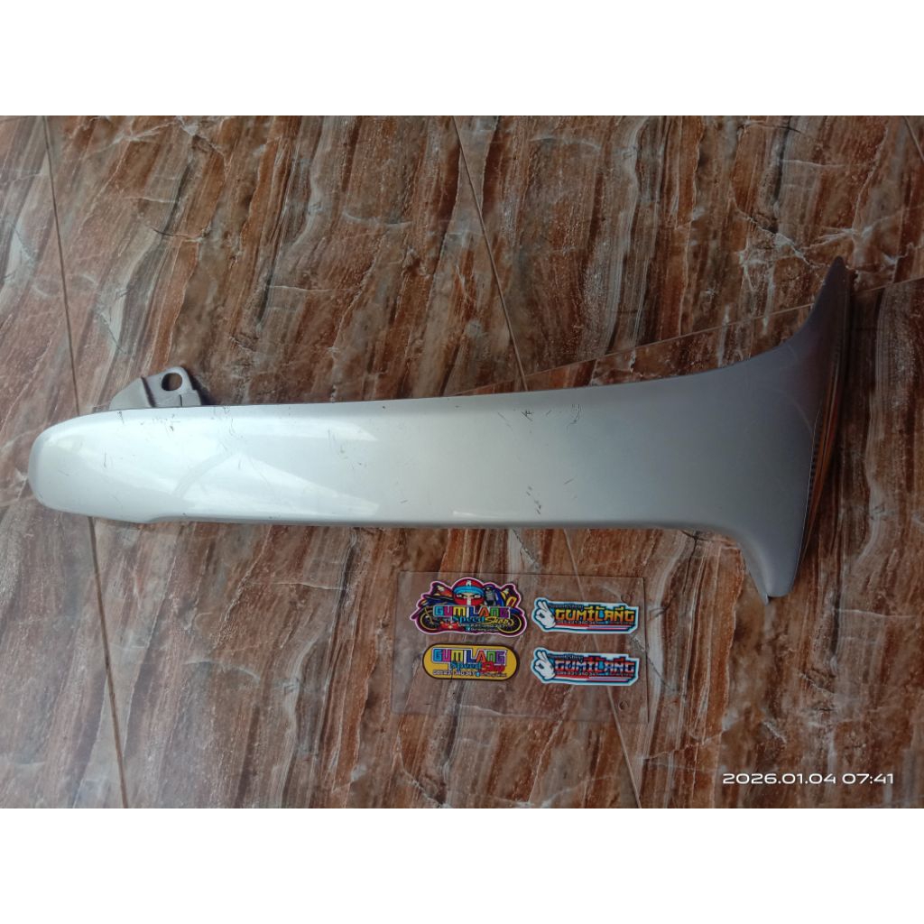 Sayap luar depan ori supra fit/supra lama