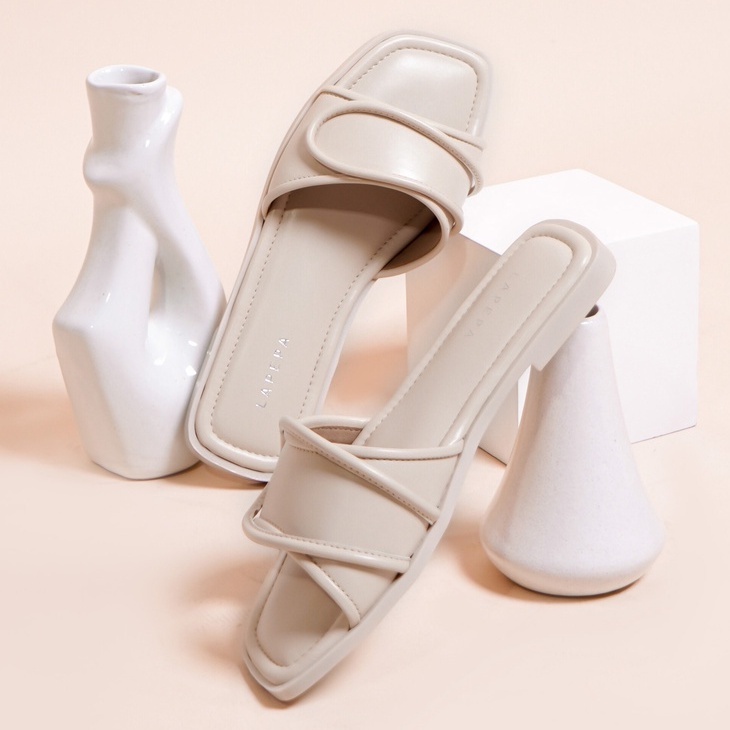 Sandal LAPEPA NAOMI Sandal Wanita Teplek Empuk Casual Size 36 - 41 Sendal Slop Rumah Flat Cewek Kasu