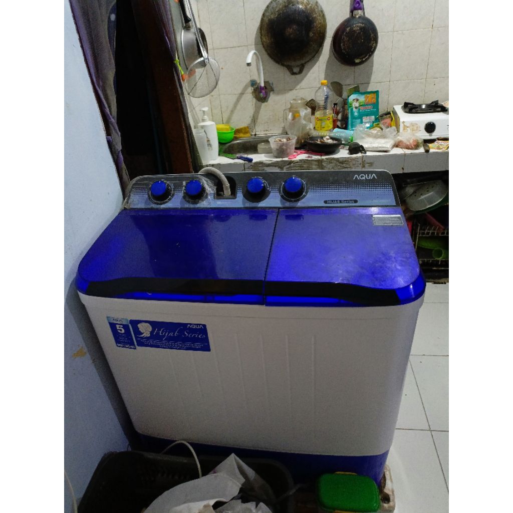 Mesin cuci 10 kg Merk Aqua HijabSeries